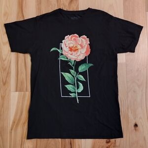 Shawn Mendes world tour t-shirt men's size medium